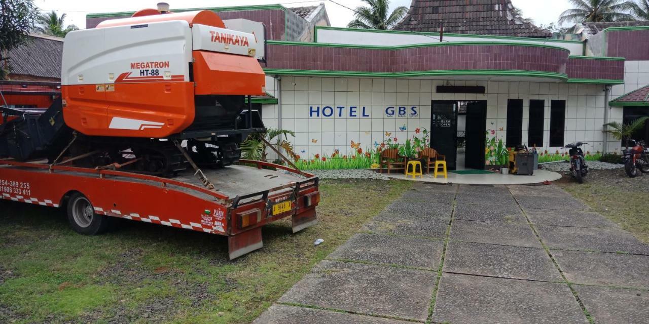 Hotel Gbs Malingping Exterior photo